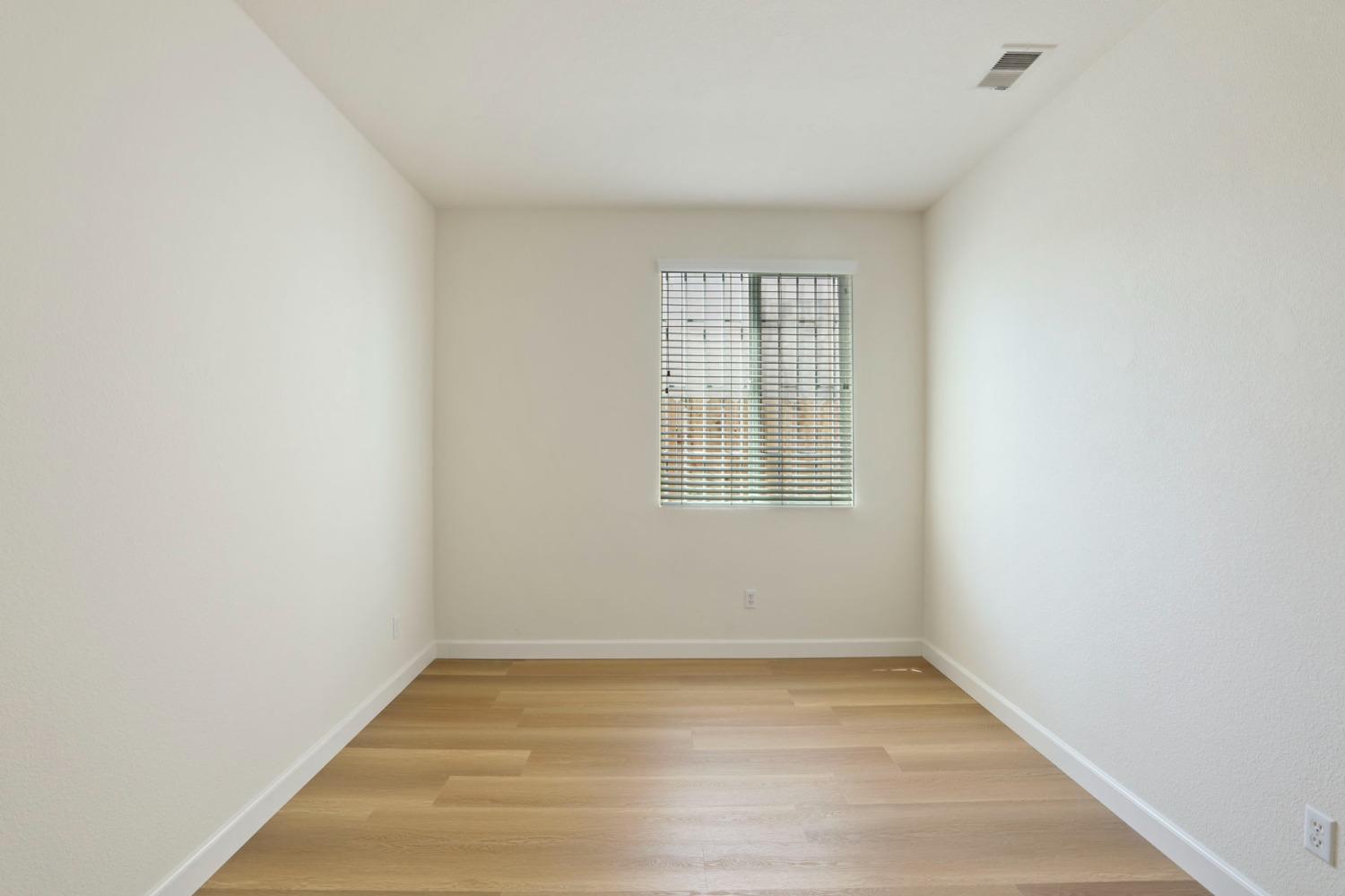 Detail Gallery Image 19 of 23 For 2710 Sebastan Ln, Stockton,  CA 95212 - 3 Beds | 2 Baths