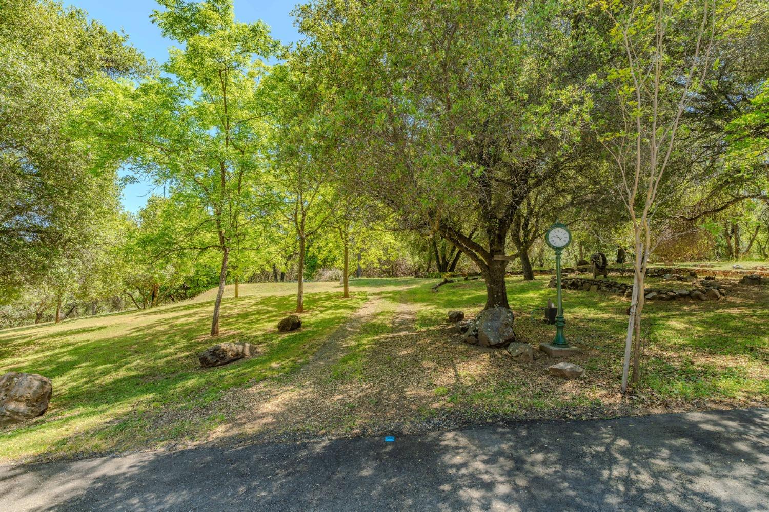 Detail Gallery Image 73 of 89 For 14001 Surrey Junction Ln, Sutter Creek,  CA 95685 - 3 Beds | 2/1 Baths