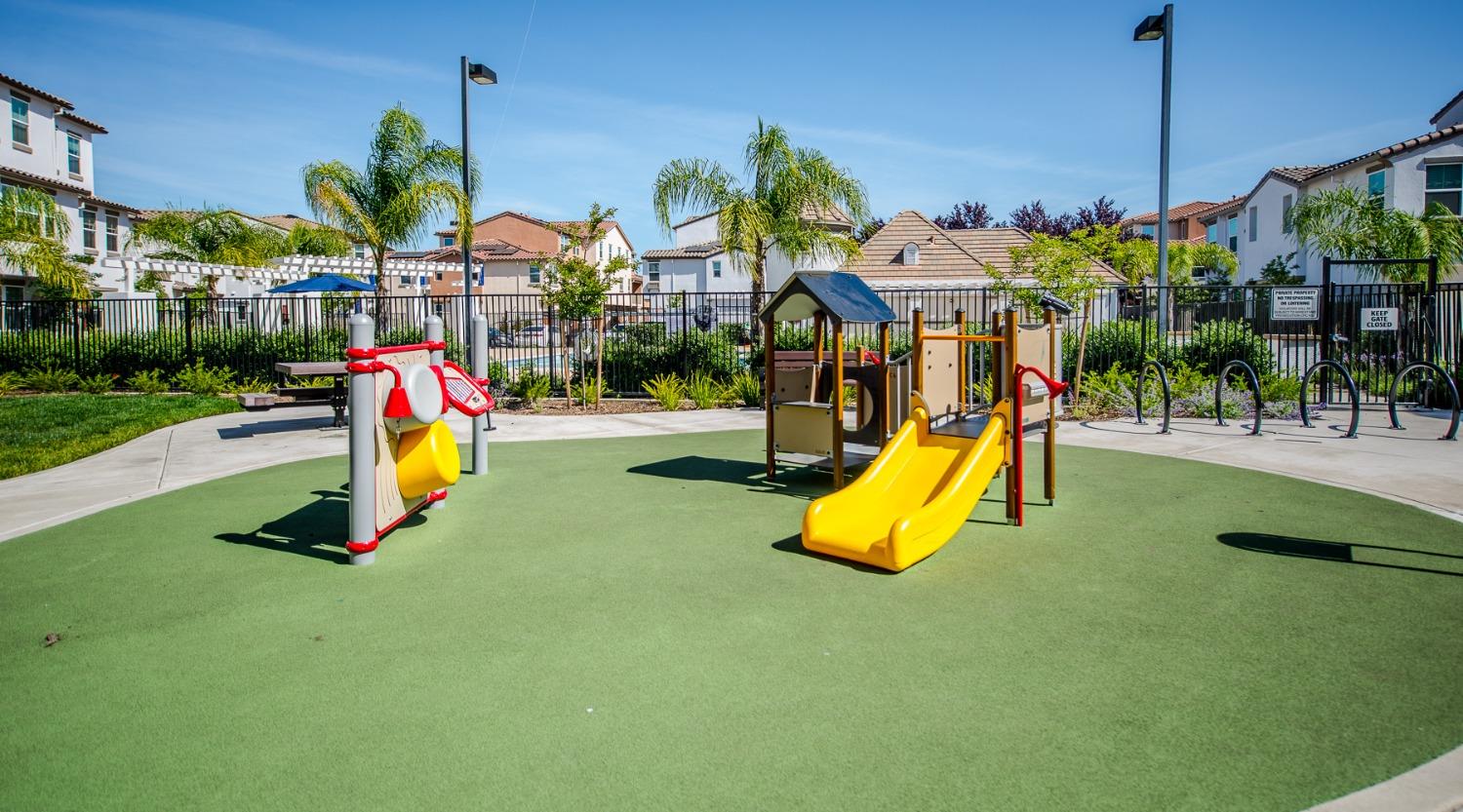 Detail Gallery Image 54 of 65 For 2944 Valbonne Walk, Sacramento,  CA 95834 - 4 Beds | 3/1 Baths