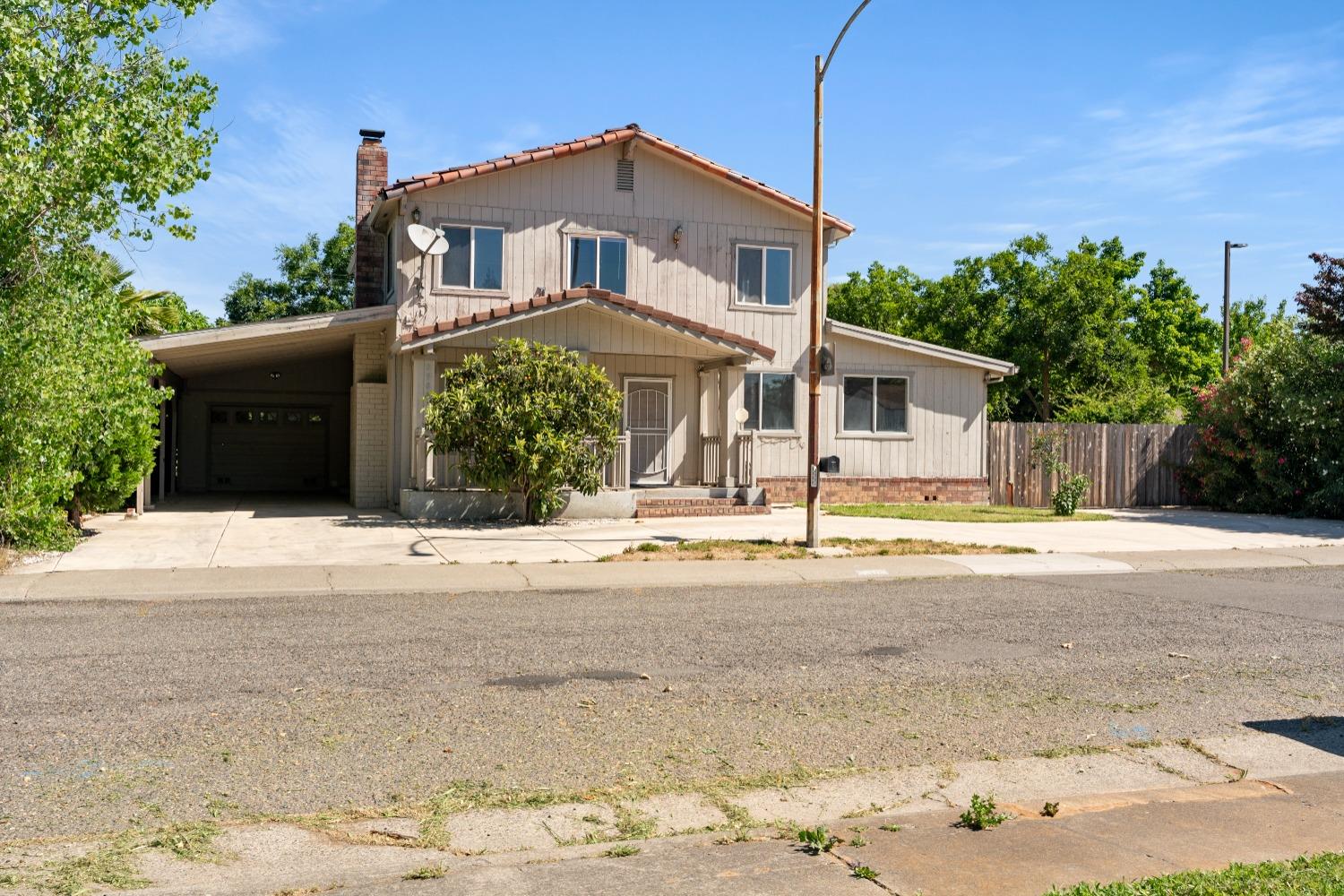 Detail Gallery Image 3 of 84 For 8905 Fredric, Sacramento,  CA 95826 - 4 Beds | 3 Baths