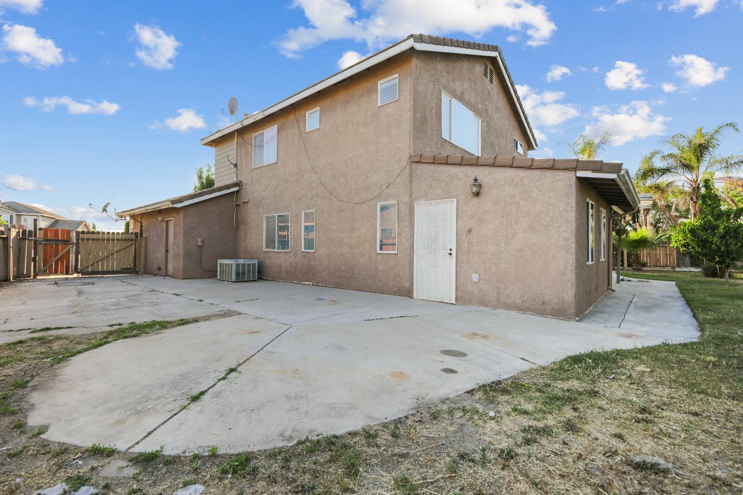 Detail Gallery Image 34 of 50 For 810 River Raft, Modesto,  CA 95351 - 4 Beds | 3 Baths