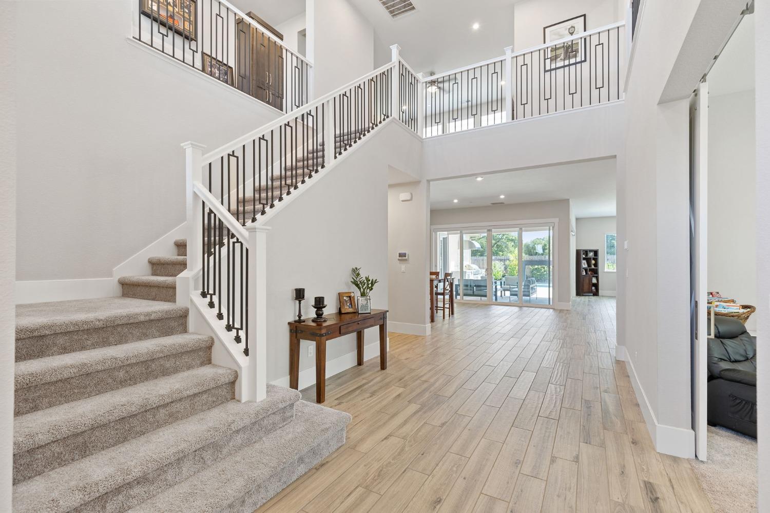 Detail Gallery Image 3 of 83 For 5125 Turnberry Dr, Lincoln,  CA 95648 - 5 Beds | 4/1 Baths