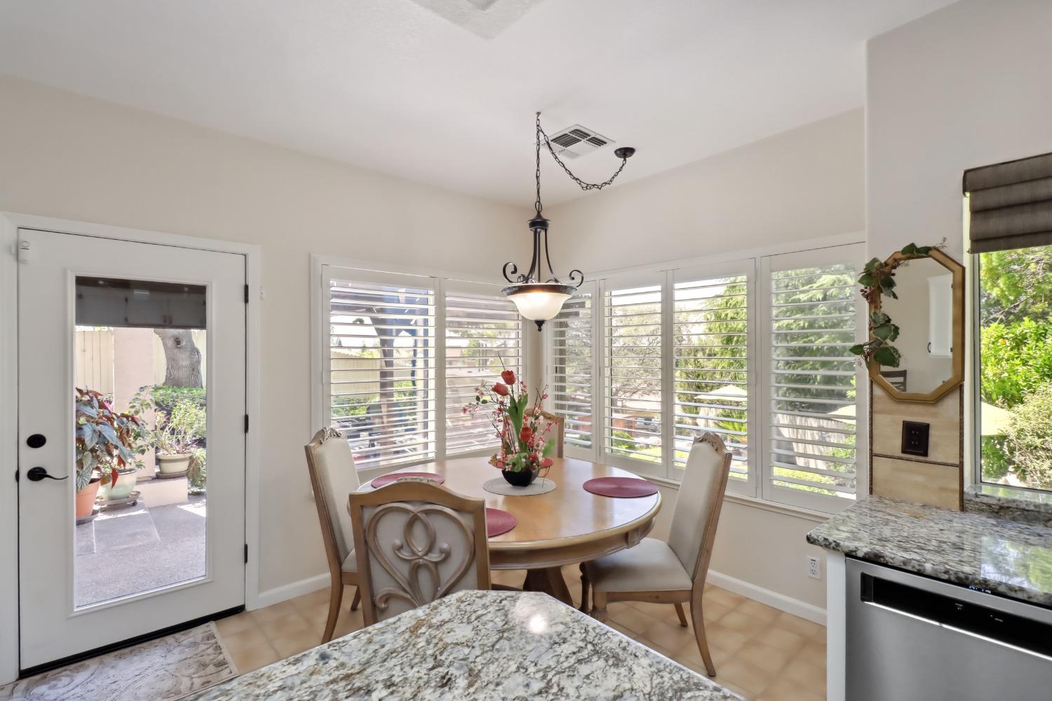 Detail Gallery Image 27 of 99 For 204 Davies Ct, Folsom,  CA 95630 - 4 Beds | 2/1 Baths
