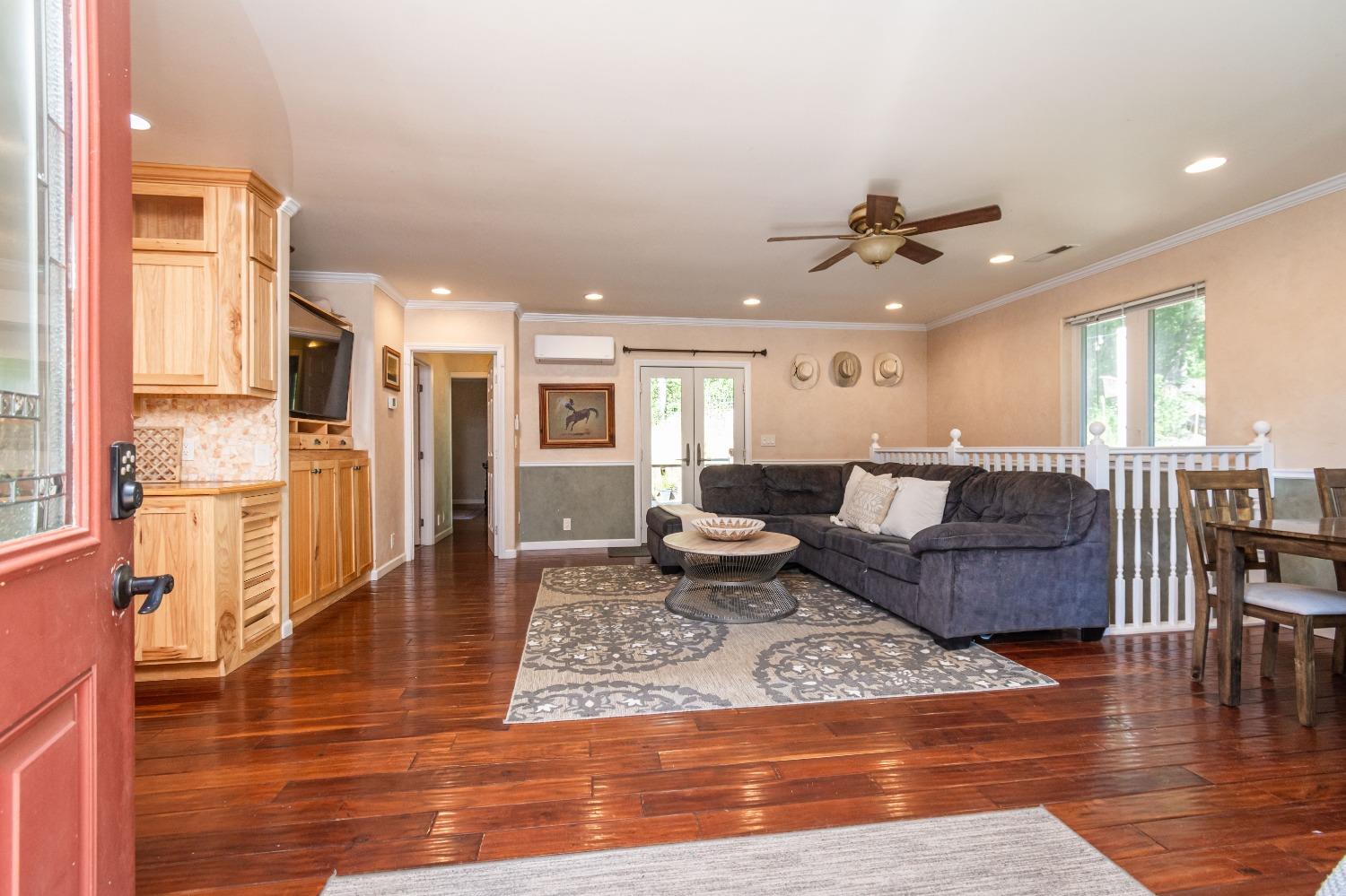 Detail Gallery Image 6 of 36 For 1190 Pleasant Valley Rd, Diamond Springs,  CA 95619 - 2 Beds | 2 Baths
