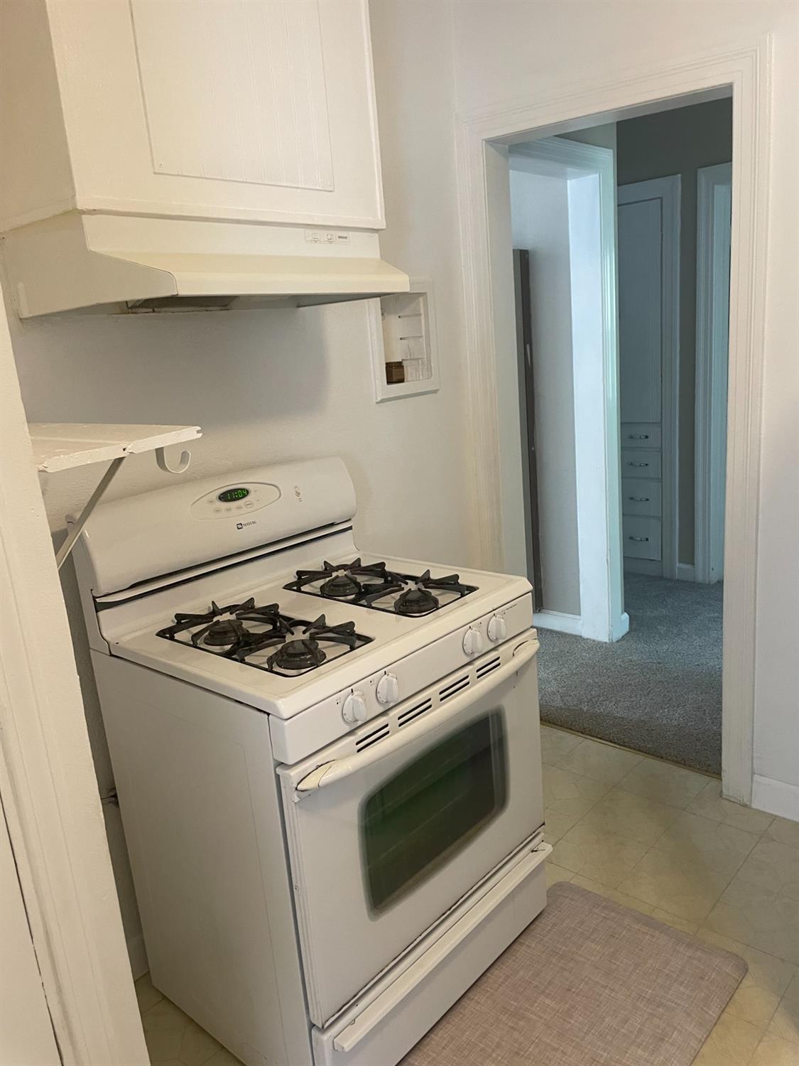 Detail Gallery Image 9 of 23 For 1812 N Stanford Ave, Stockton,  CA 95205 - 2 Beds | 1 Baths
