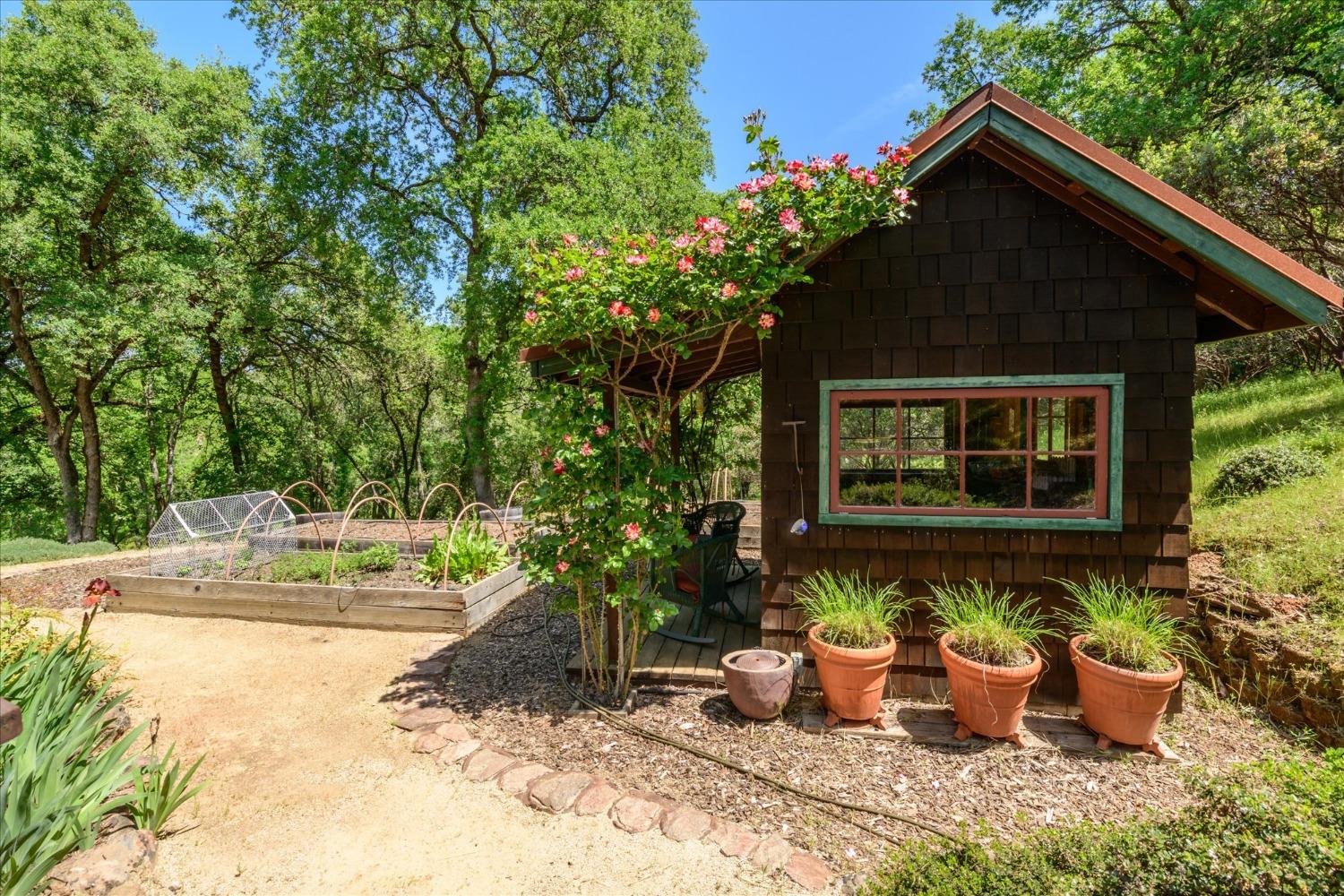 Detail Gallery Image 65 of 86 For 1267 Old Rock Bridge Rd, Placerville,  CA 95667 - 3 Beds | 2 Baths