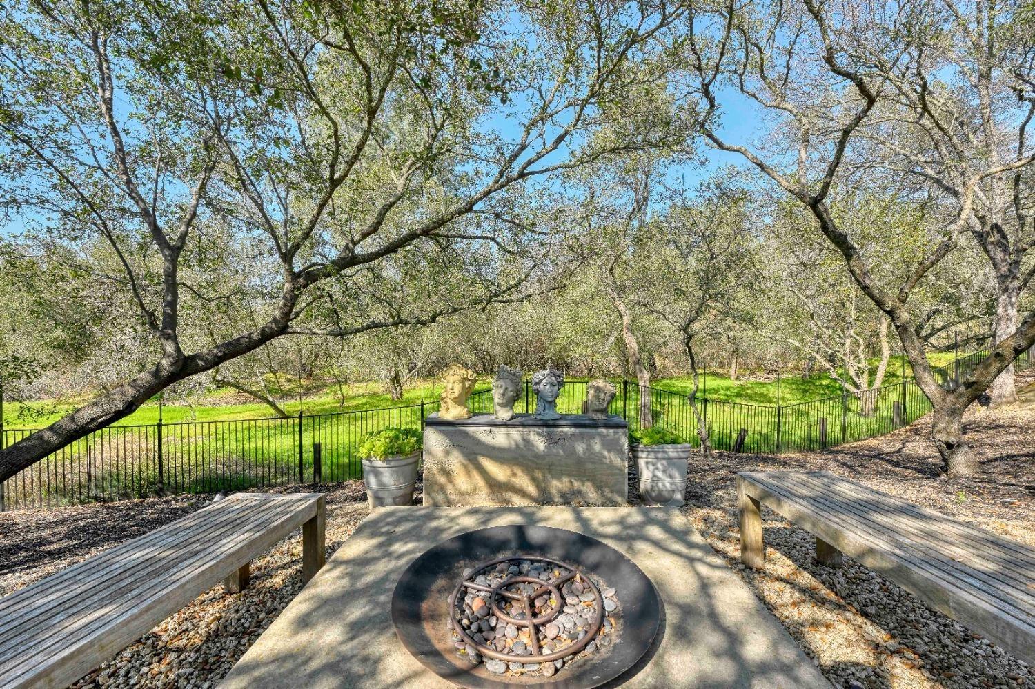 Detail Gallery Image 35 of 44 For 6505 Rutherford Canyon Rd, Loomis,  CA 95650 - 4 Beds | 4/1 Baths