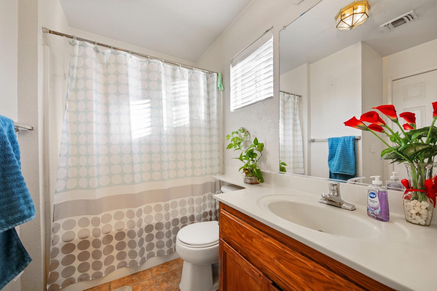Detail Gallery Image 49 of 50 For 810 River Raft, Modesto,  CA 95351 - 4 Beds | 3 Baths