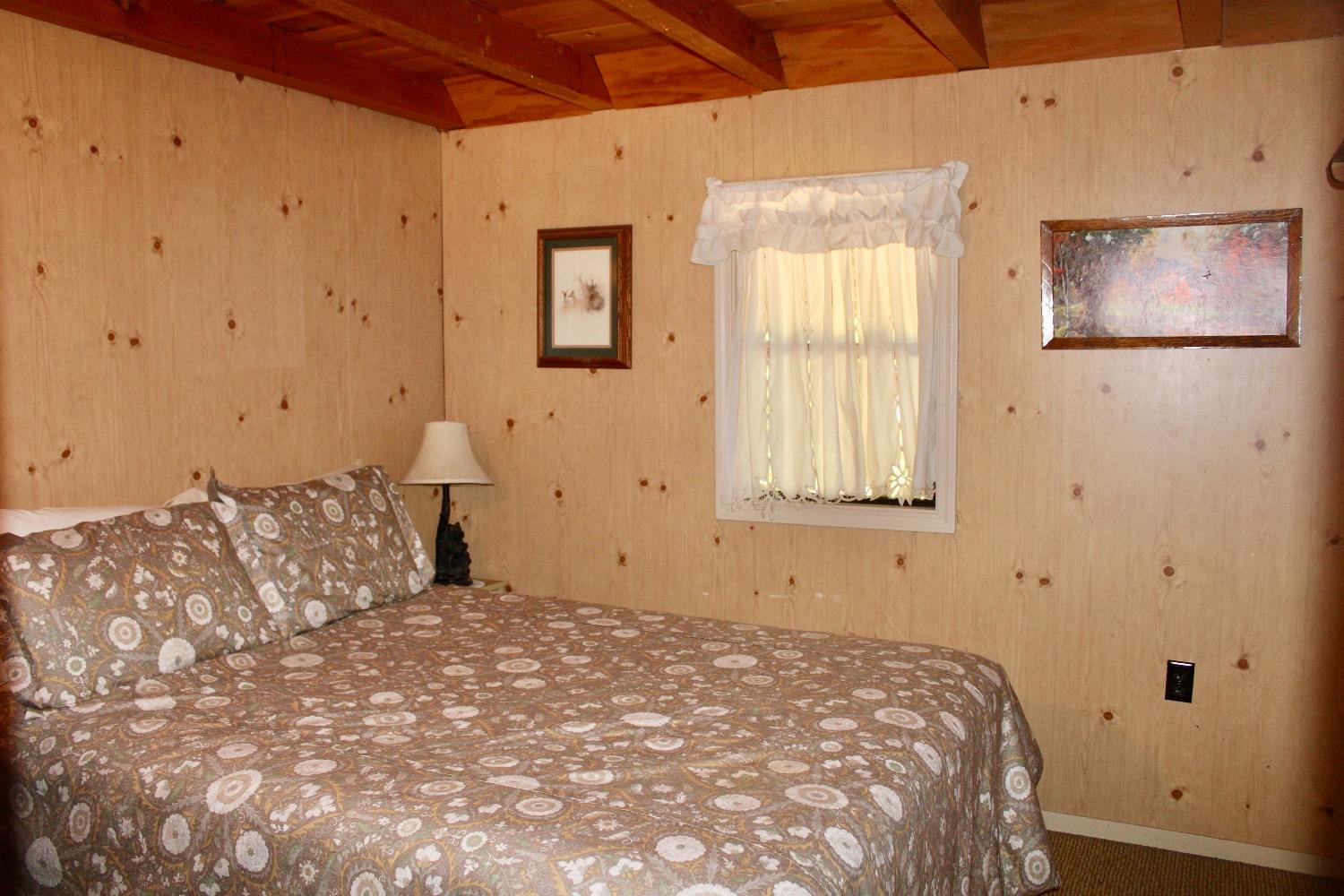 Detail Gallery Image 11 of 17 For 17 Squirrel Hollow, Sierra City,  CA 96125 - 3 Beds | 1 Baths