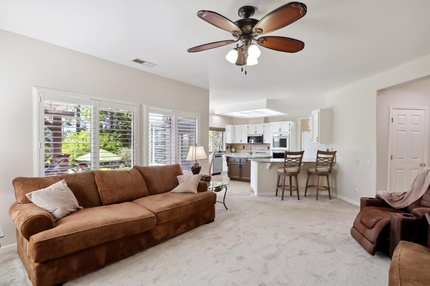 Detail Gallery Image 16 of 99 For 204 Davies Ct, Folsom,  CA 95630 - 4 Beds | 2/1 Baths