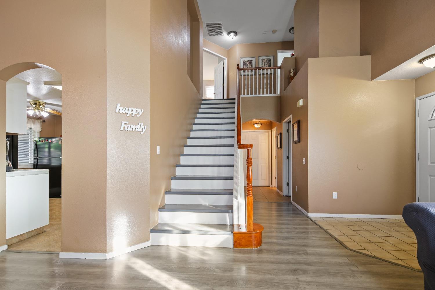 Detail Gallery Image 15 of 50 For 810 River Raft, Modesto,  CA 95351 - 4 Beds | 3 Baths
