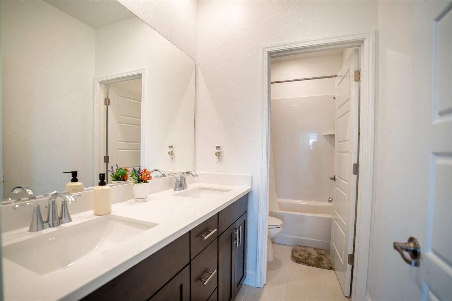 Drifton Way, Sacramento, California image 25