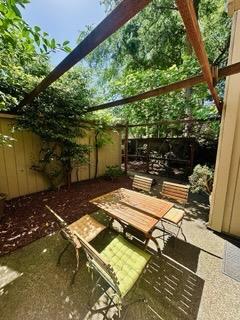 Detail Gallery Image 30 of 34 For 1129 Commons Dr, Sacramento,  CA 95825 - 3 Beds | 2/1 Baths