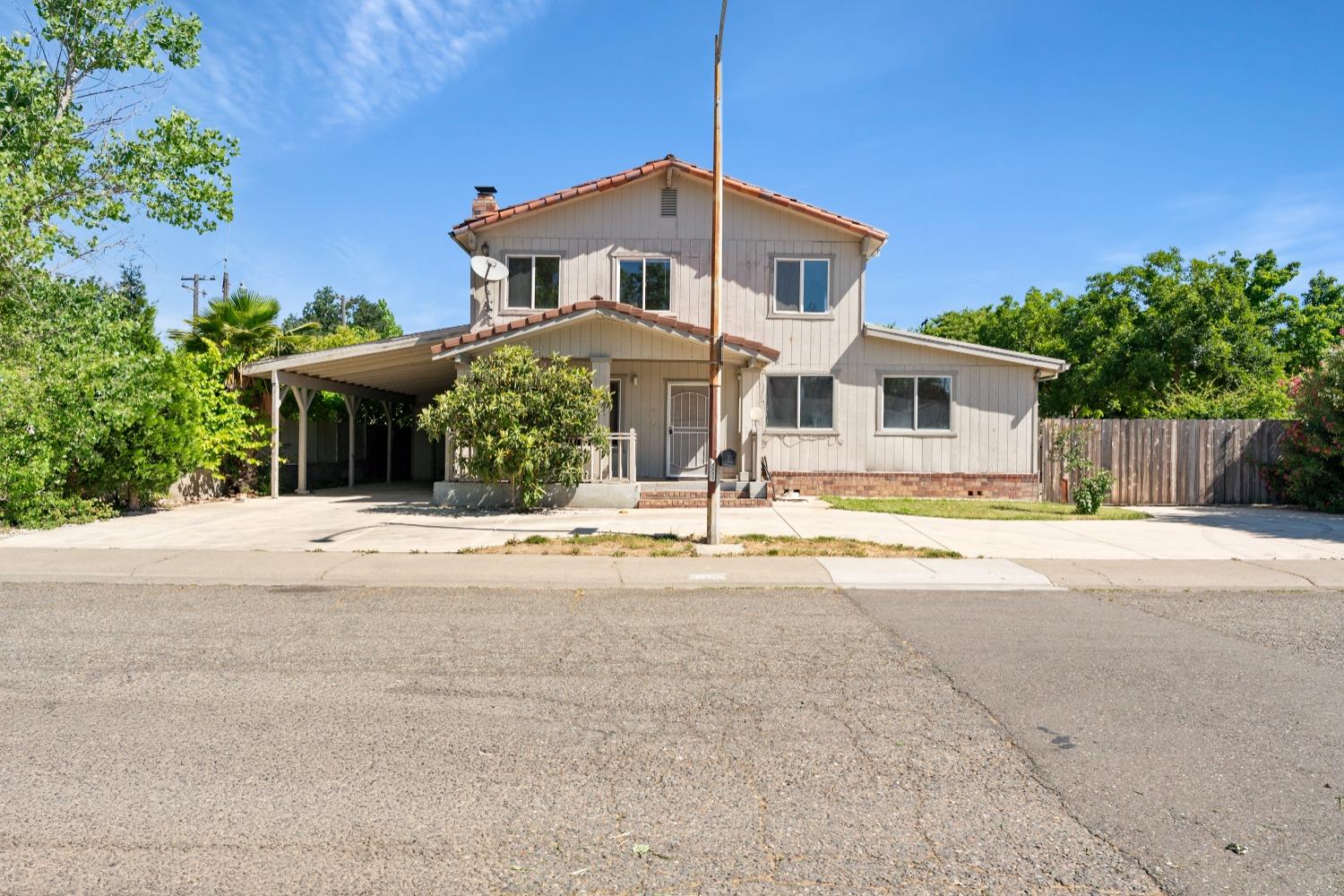 Detail Gallery Image 1 of 84 For 8905 Fredric, Sacramento,  CA 95826 - 4 Beds | 3 Baths