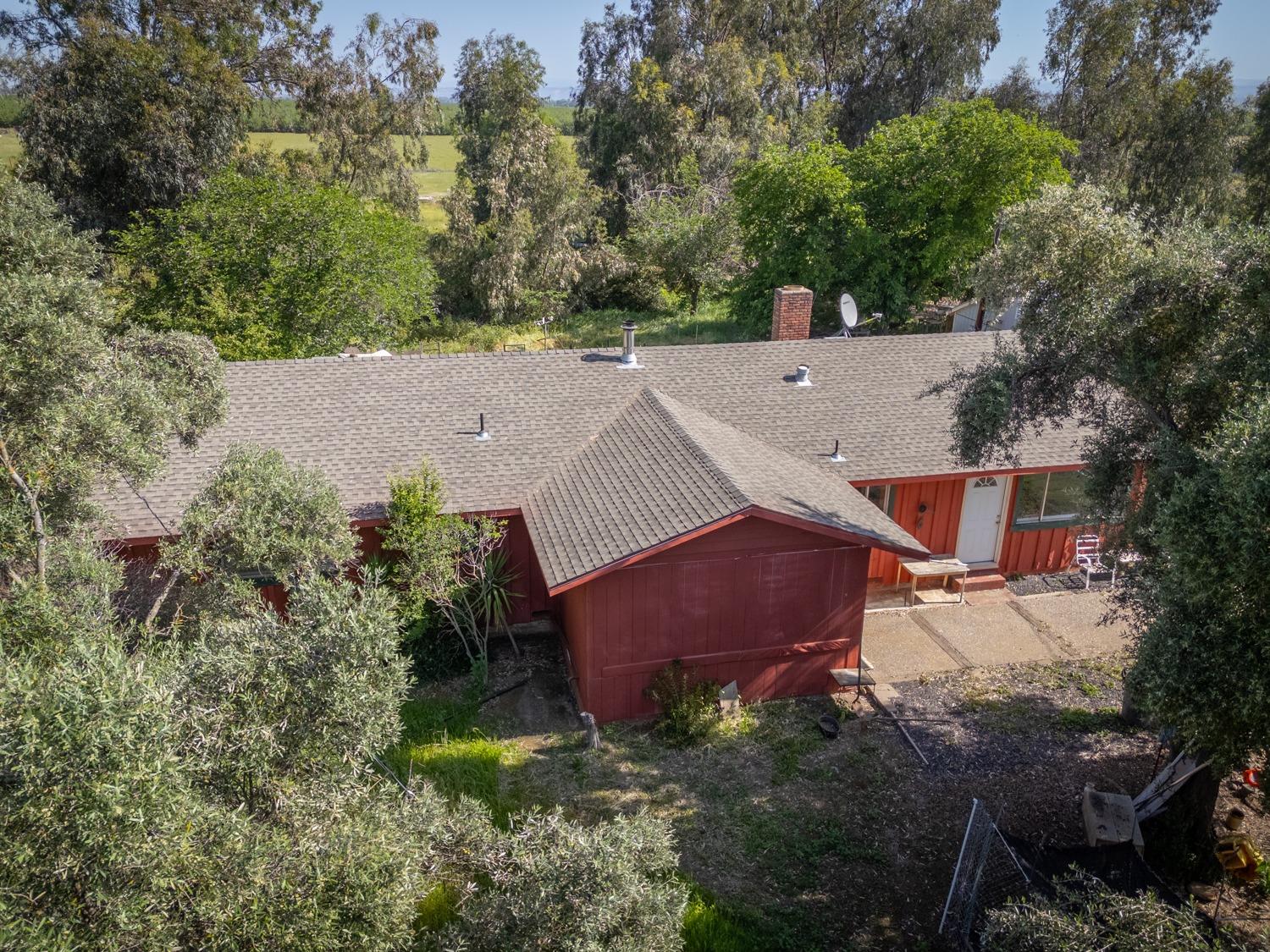 Detail Gallery Image 4 of 82 For 633 Cox Ln, Oroville,  CA 95965 - 3 Beds | 1/1 Baths