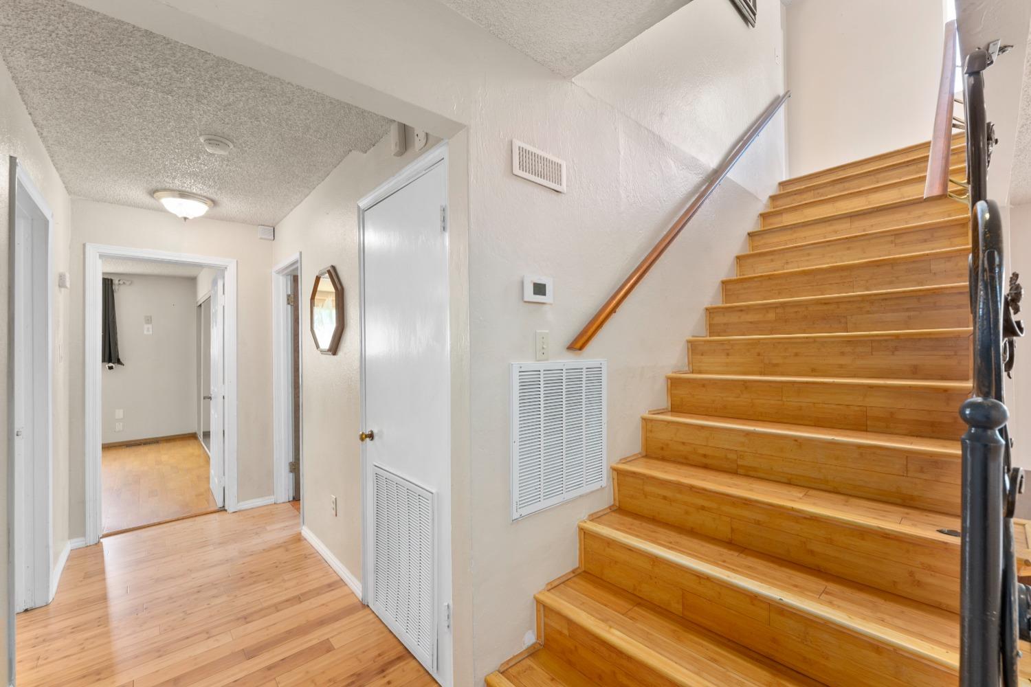 Detail Gallery Image 40 of 84 For 8905 Fredric, Sacramento,  CA 95826 - 4 Beds | 3 Baths