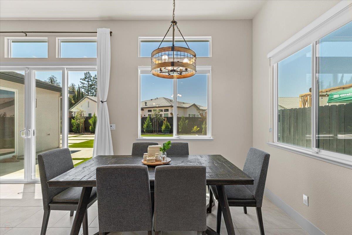 Detail Gallery Image 25 of 56 For 3715 N Berkeley Ave, Turlock,  CA 95382 - 5 Beds | 2 Baths