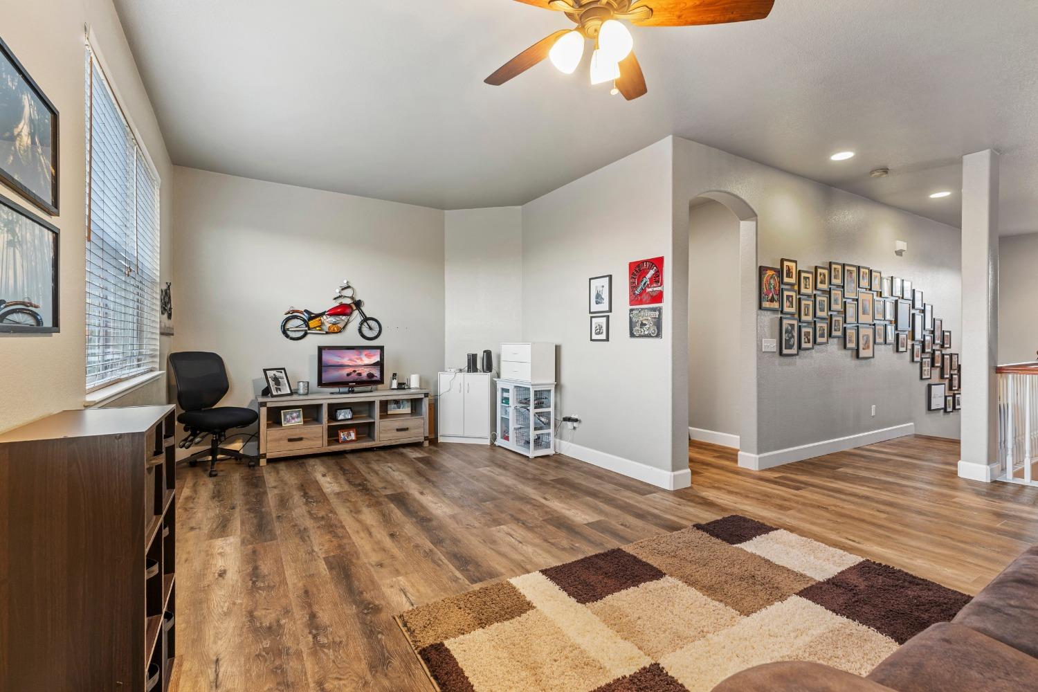 Detail Gallery Image 19 of 25 For 2825 Bullion Ct, Riverbank,  CA 95367 - 4 Beds | 2/1 Baths