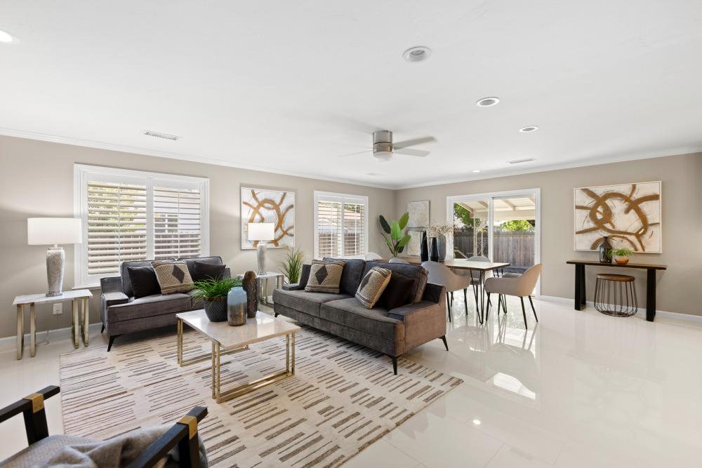 Detail Gallery Image 6 of 52 For 6788 Langston Way, Sacramento,  CA 95831 - 3 Beds | 2 Baths