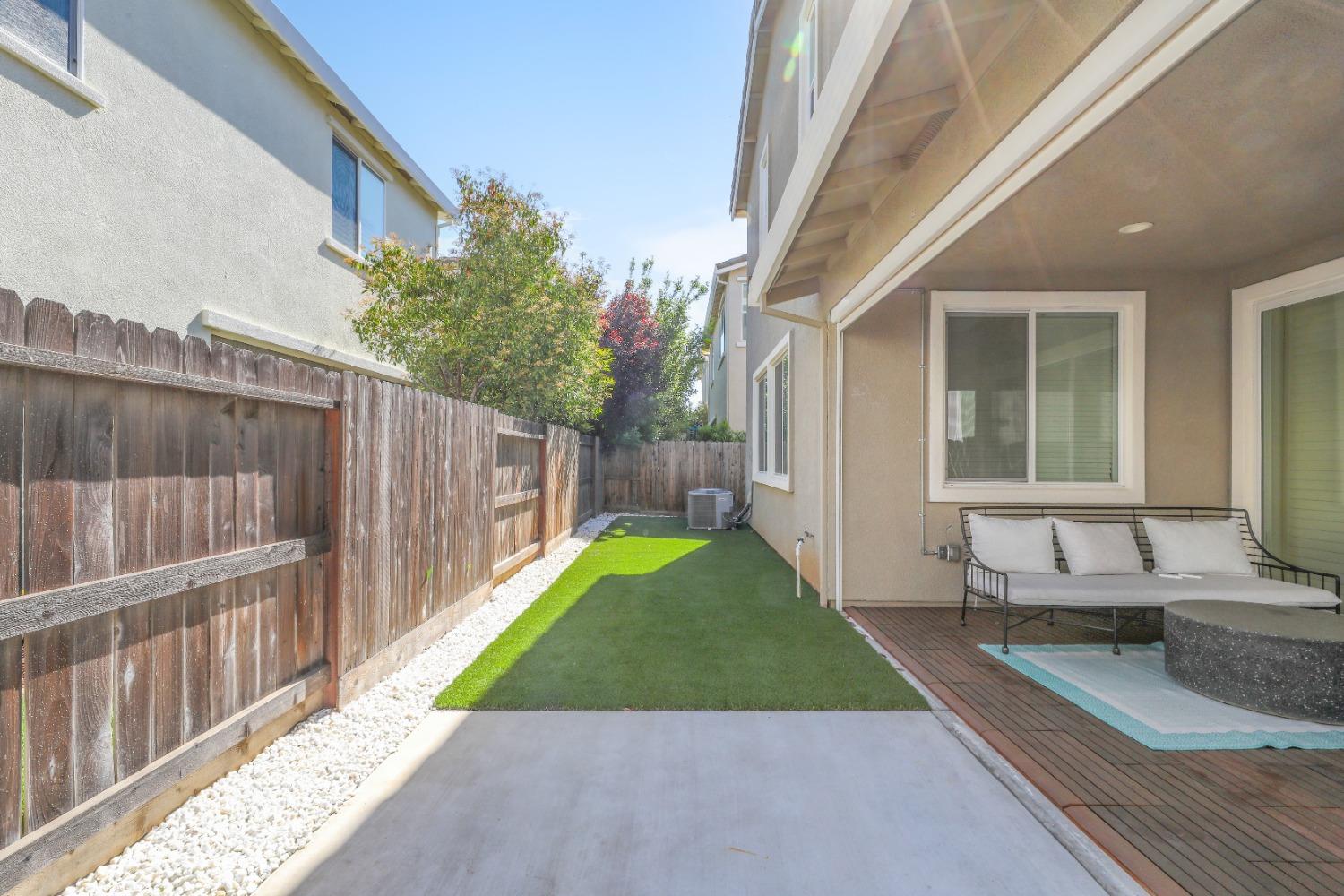 Detail Gallery Image 8 of 48 For 8417 Everson Ln, Elk Grove,  CA 95758 - 4 Beds | 3 Baths