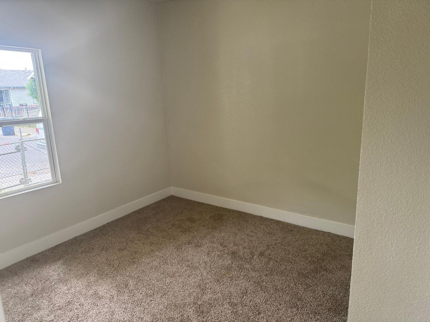 Detail Gallery Image 3 of 22 For 3138 San Diego Way, Sacramento,  CA 95820 - 4 Beds | 1/1 Baths