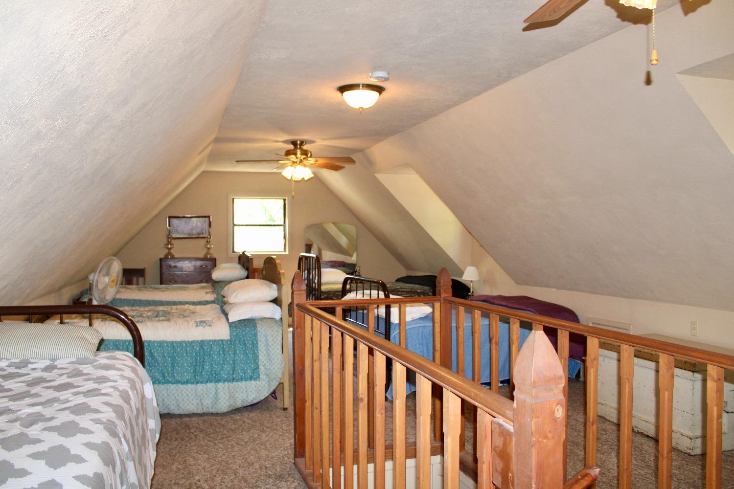 Detail Gallery Image 15 of 17 For 17 Squirrel Hollow, Sierra City,  CA 96125 - 3 Beds | 1 Baths
