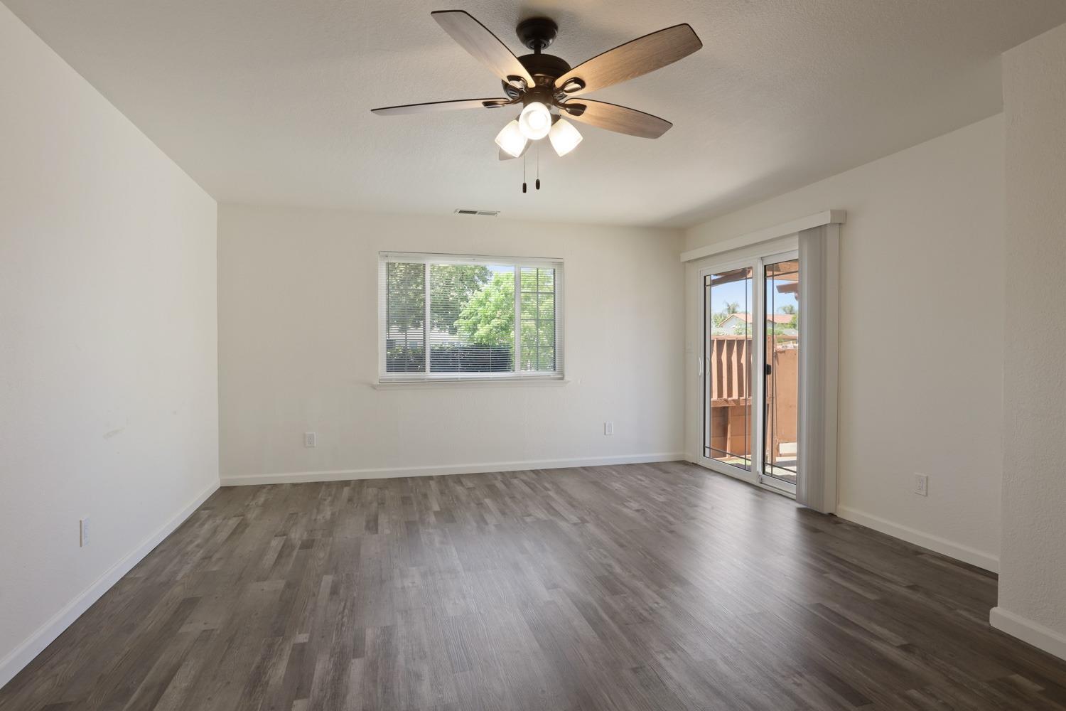 Detail Gallery Image 29 of 49 For 1384 Heckman Way, San Jose,  CA 95129 - 3 Beds | 2 Baths