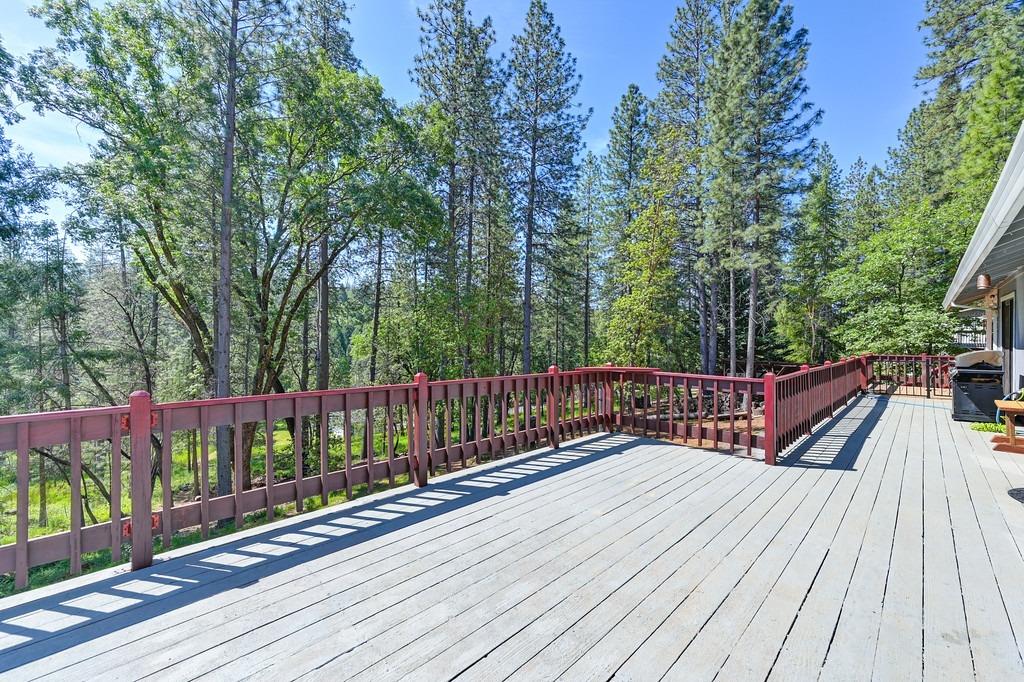 Detail Gallery Image 13 of 80 For 6127 Silverleaf Dr, Foresthill,  CA 95631 - 3 Beds | 2 Baths