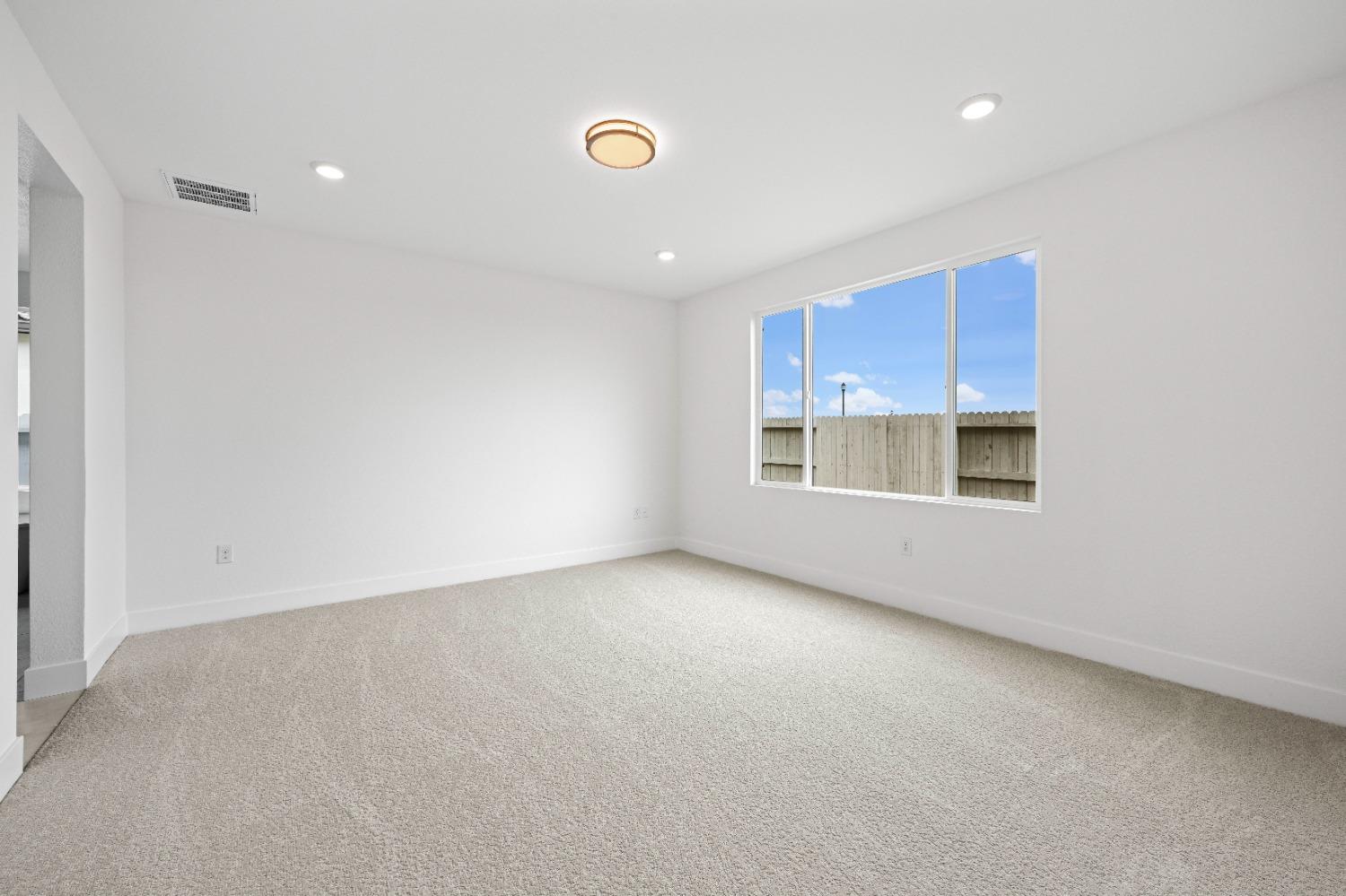 Detail Gallery Image 17 of 40 For 7000 Carbone, Roseville,  CA 95757 - 3 Beds | 2/1 Baths