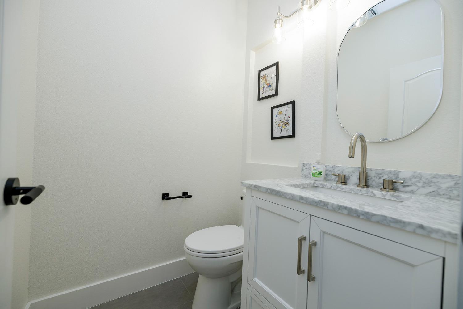 Detail Gallery Image 27 of 45 For 2192 Ivory Lace Ave, Manteca,  CA 95337 - 4 Beds | 2/1 Baths