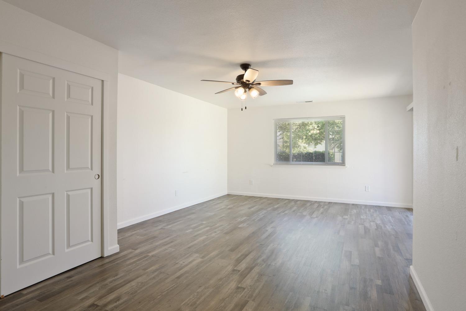 Detail Gallery Image 31 of 49 For 1384 Heckman Way, San Jose,  CA 95129 - 3 Beds | 2 Baths