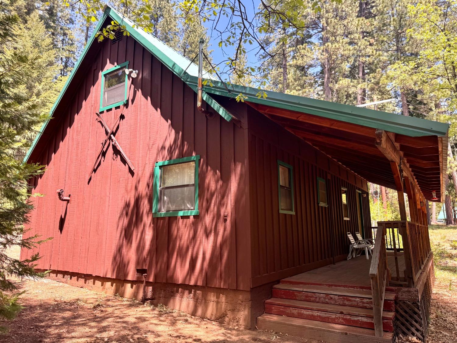 Detail Gallery Image 3 of 17 For 17 Squirrel Hollow, Sierra City,  CA 96125 - 3 Beds | 1 Baths