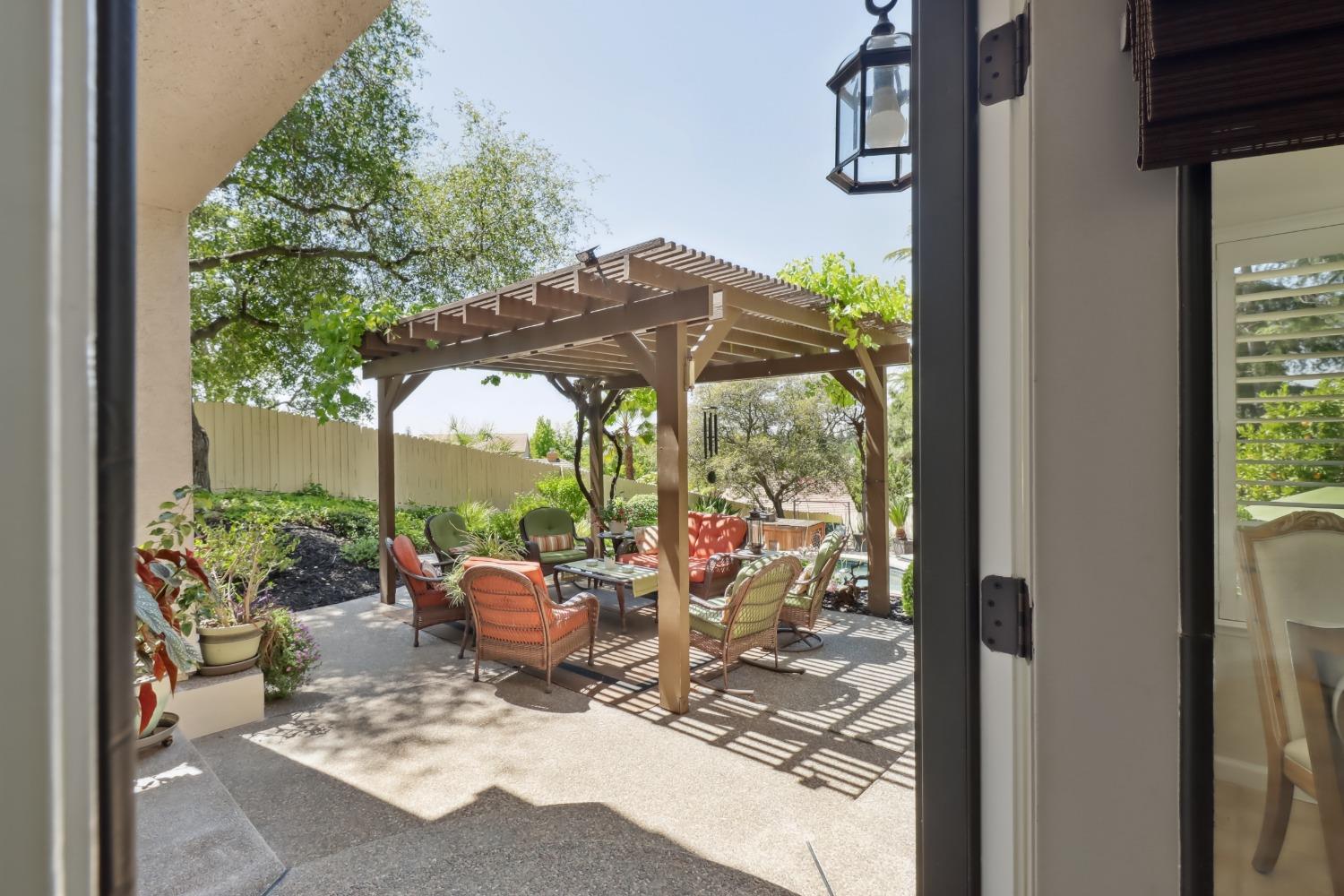 Detail Gallery Image 32 of 99 For 204 Davies Ct, Folsom,  CA 95630 - 4 Beds | 2/1 Baths