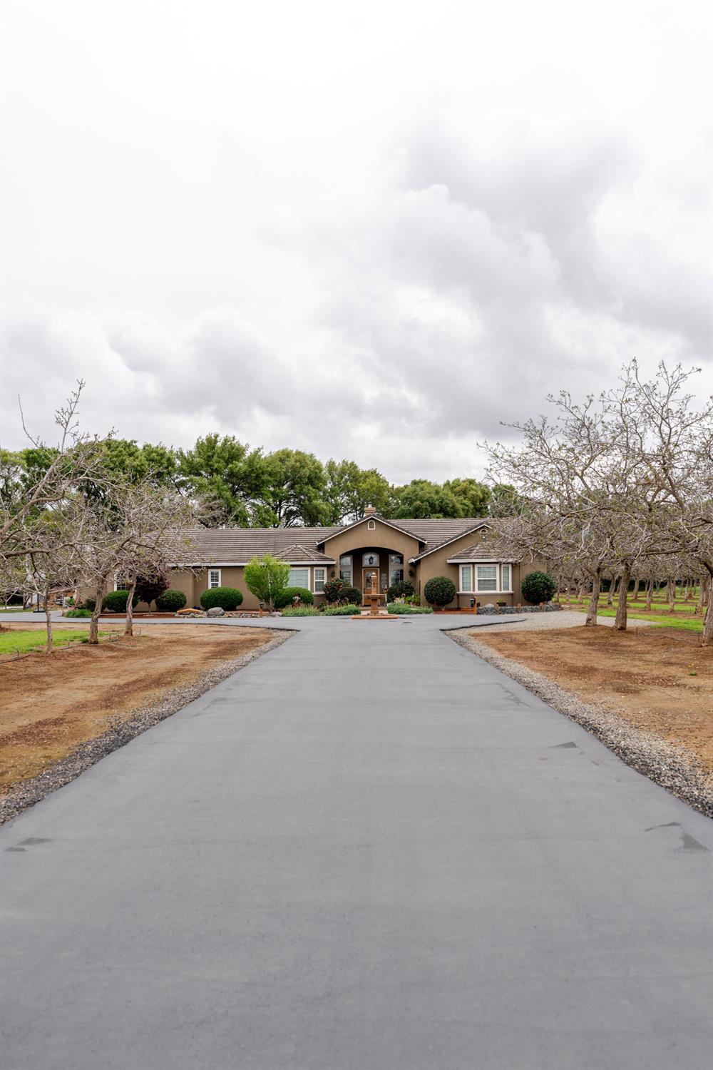 Detail Gallery Image 3 of 75 For 8400 Hallwood Blvd, Marysville,  CA 95901 - 4 Beds | 2/1 Baths