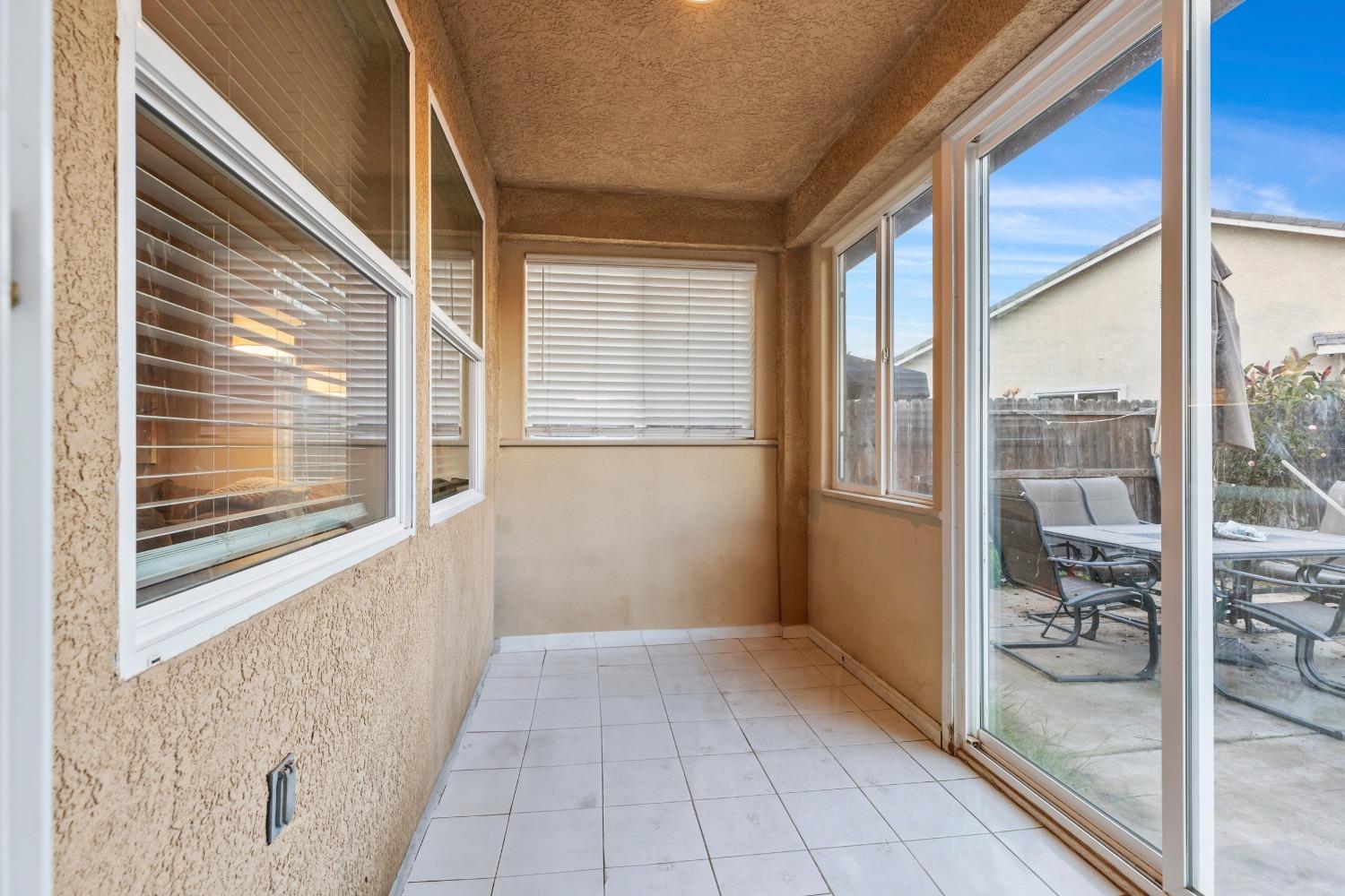 Detail Gallery Image 8 of 25 For 2825 Bullion Ct, Riverbank,  CA 95367 - 4 Beds | 2/1 Baths