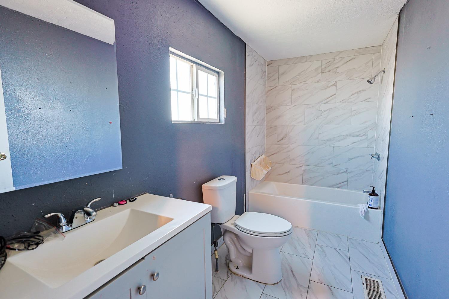 Detail Gallery Image 11 of 16 For 3950 Mack Rd 129, Sacramento,  CA 95823 - 3 Beds | 2 Baths