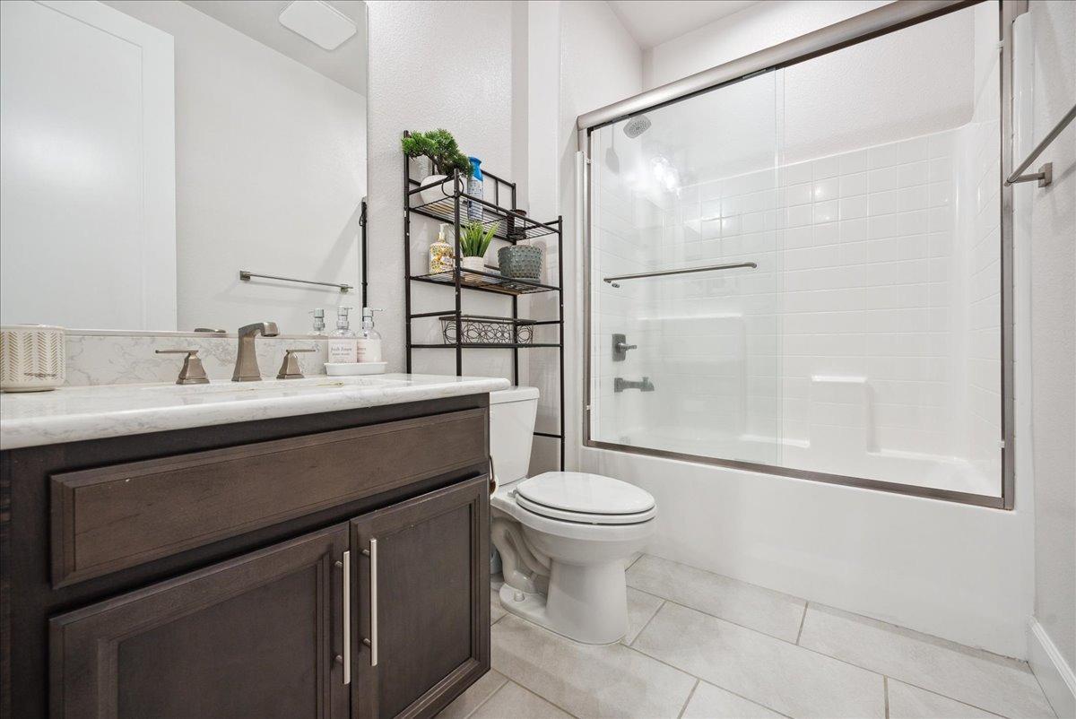 Detail Gallery Image 24 of 54 For 1304 Silversmith Ln, Rocklin,  CA 95765 - 5 Beds | 4 Baths