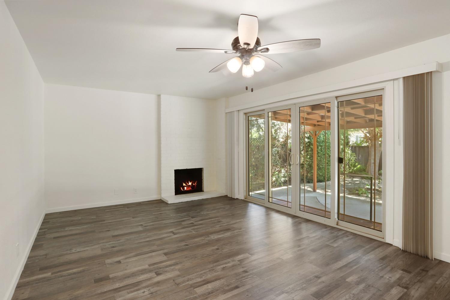Detail Gallery Image 14 of 49 For 1384 Heckman Way, San Jose,  CA 95129 - 3 Beds | 2 Baths
