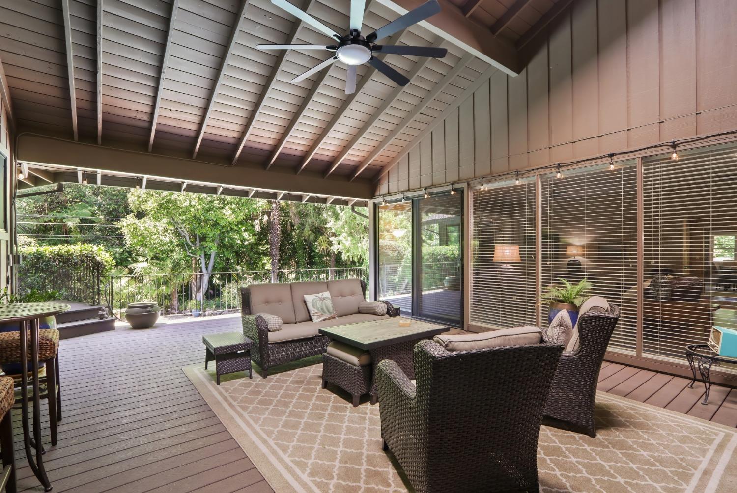 Detail Gallery Image 37 of 50 For 3305 Inverness Ct, Sacramento,  CA 95821 - 5 Beds | 3/1 Baths