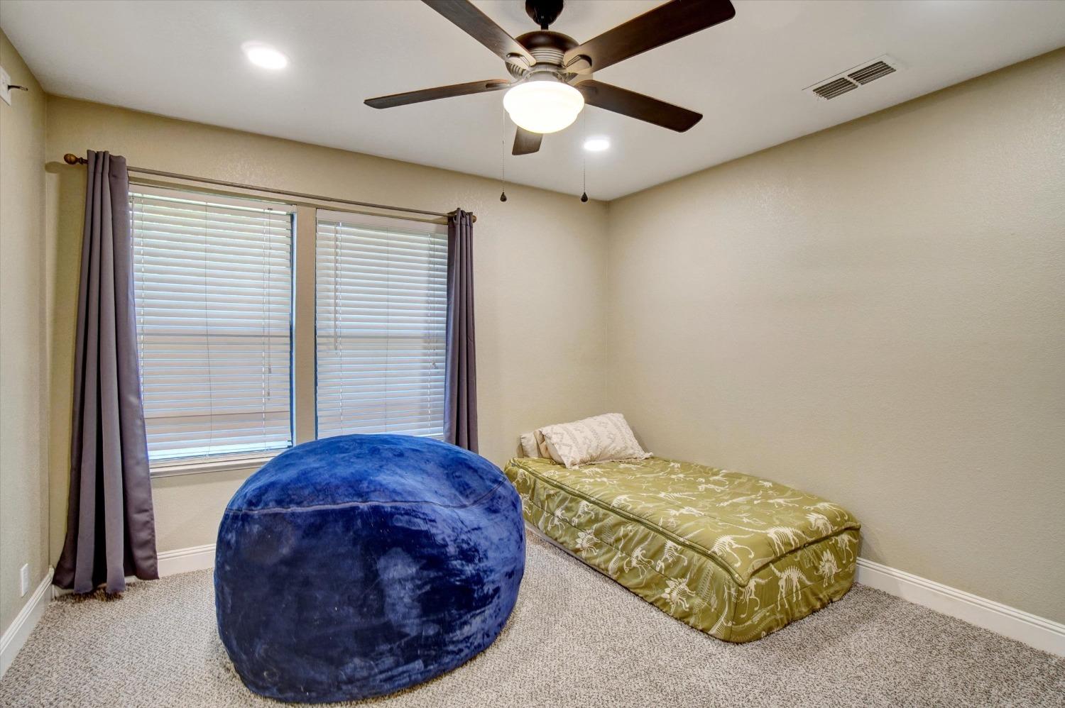 Detail Gallery Image 17 of 85 For 10363 Maggy Rd, Wilton,  CA 95693 - 4 Beds | 3/1 Baths