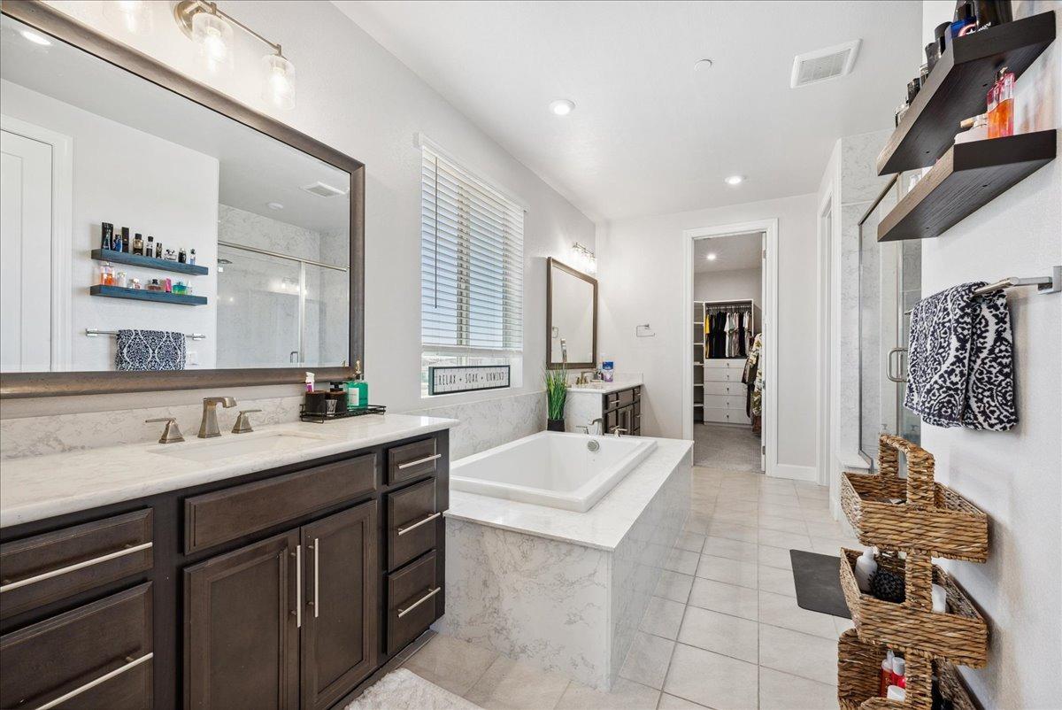 Detail Gallery Image 31 of 54 For 1304 Silversmith Ln, Rocklin,  CA 95765 - 5 Beds | 4 Baths