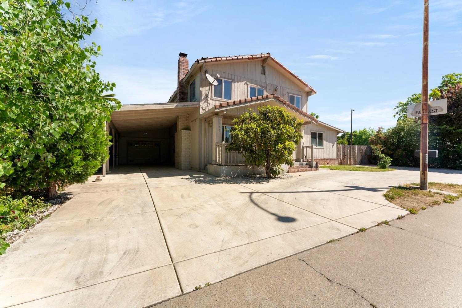 Detail Gallery Image 5 of 84 For 8905 Fredric, Sacramento,  CA 95826 - 4 Beds | 3 Baths