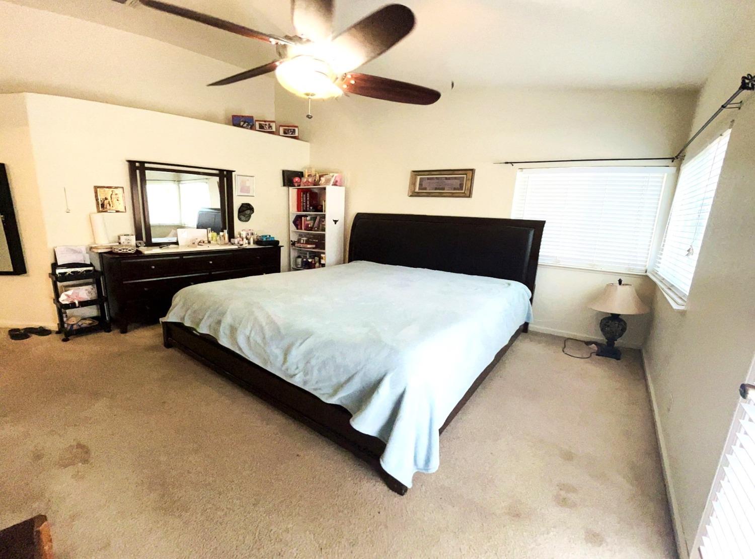 Detail Gallery Image 11 of 17 For 5600 Gateway Dr, Salida,  CA 95368 - 4 Beds | 2 Baths