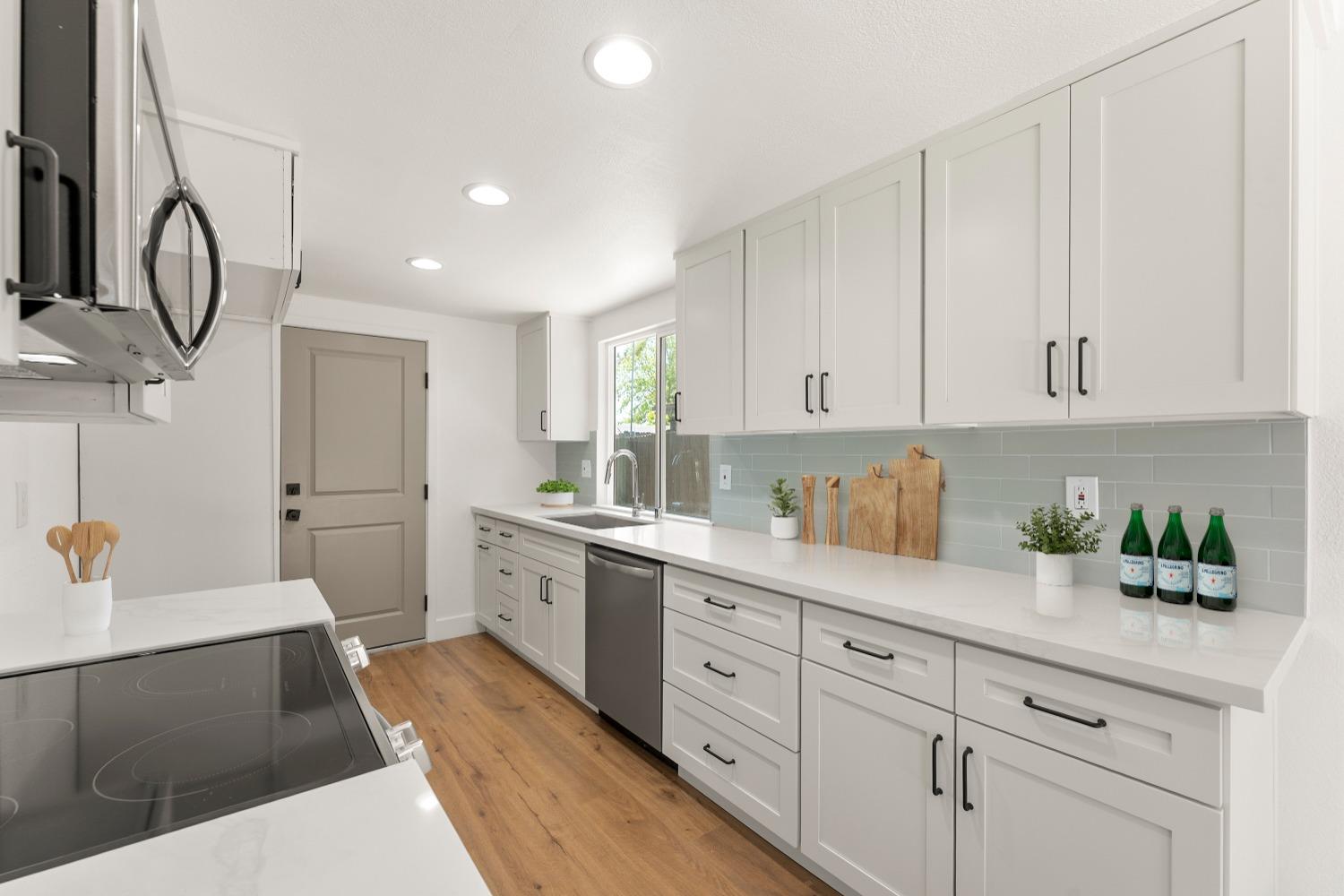 Eden View Drive, Sacramento, California image 3
