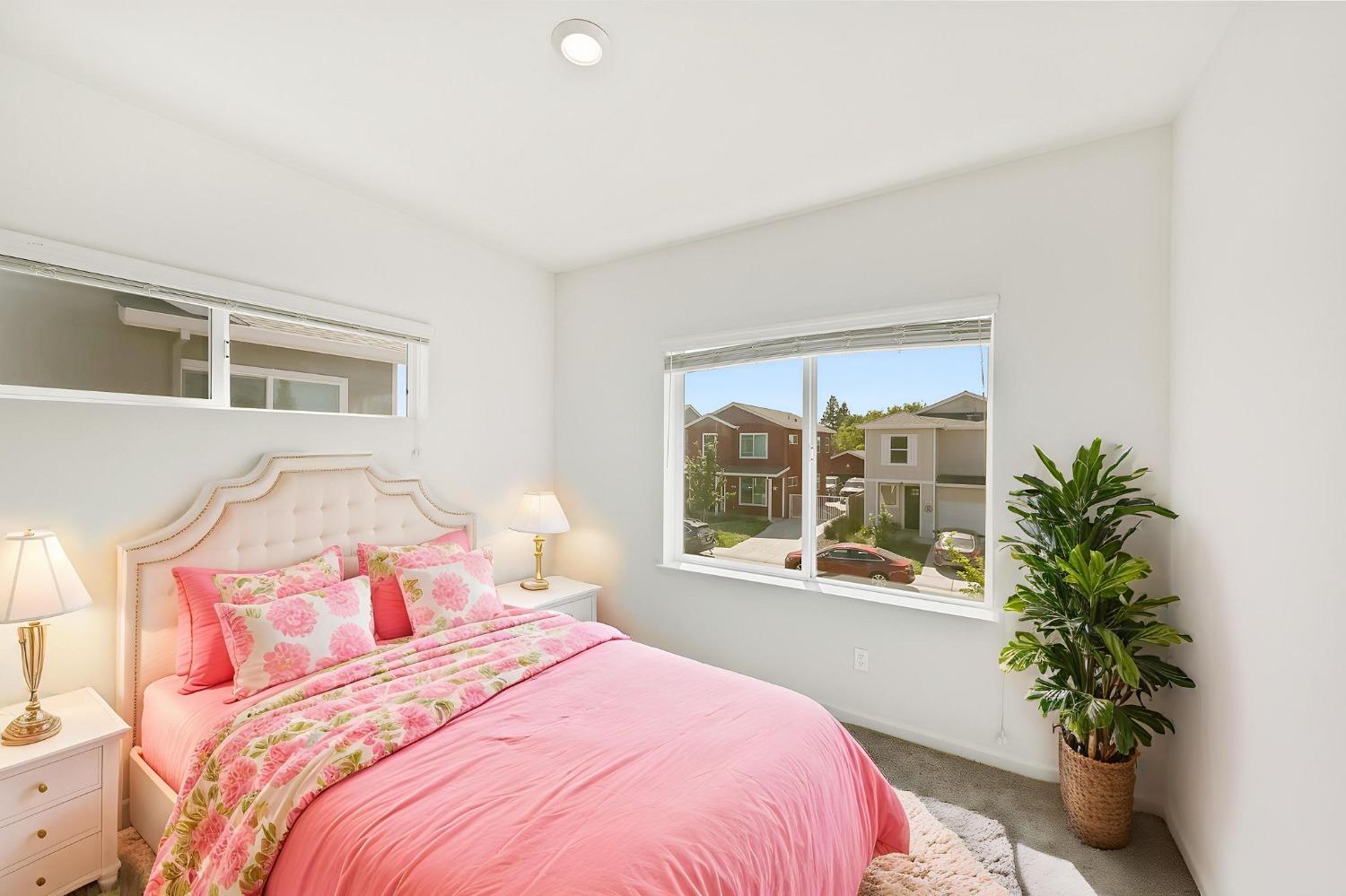 Detail Gallery Image 21 of 44 For 5542 Malibu Palm Ct, Sacramento,  CA 95842 - 3 Beds | 2/1 Baths