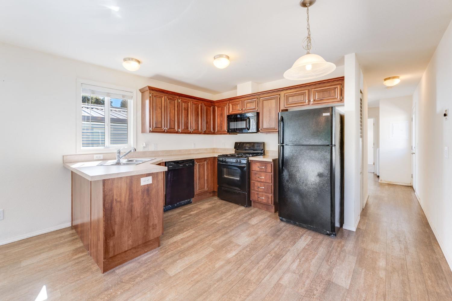 Detail Gallery Image 10 of 35 For 2933 Forebay Rd 6, Pollock Pines,  CA 95726 - 2 Beds | 2 Baths