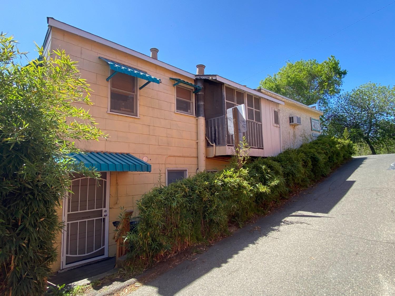 Detail Gallery Image 2 of 6 For 14105 River Road, Walnut Grove,  CA 95690 - 4 Beds | 1/1 Baths