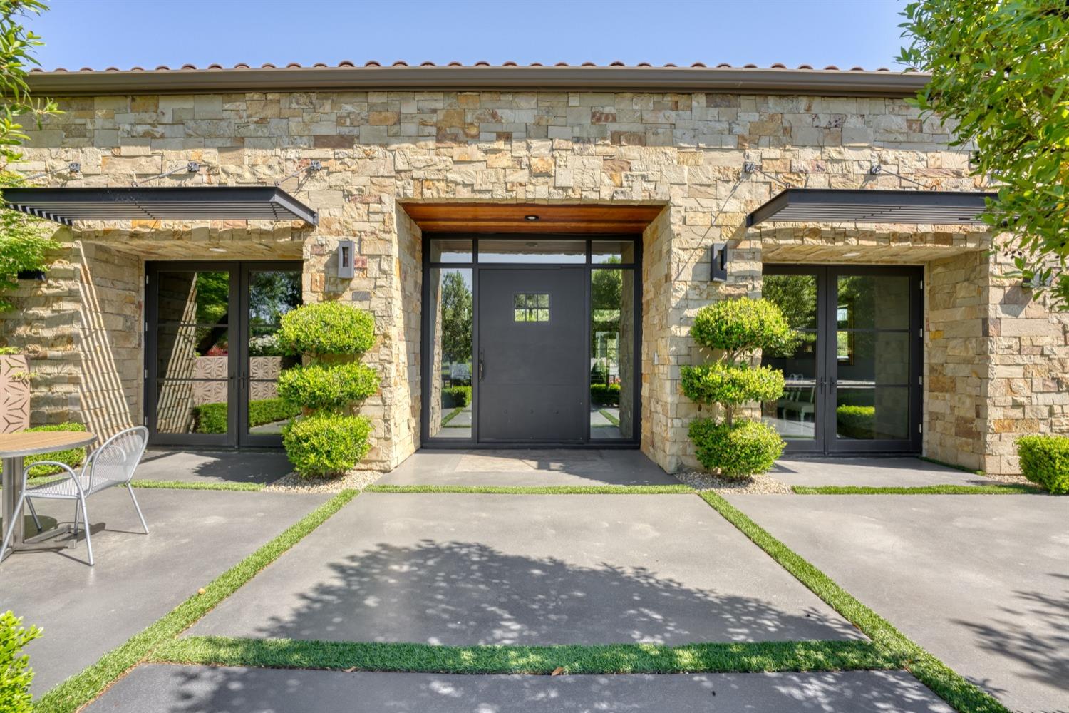 Detail Gallery Image 5 of 44 For 6505 Rutherford Canyon Rd, Loomis,  CA 95650 - 4 Beds | 4/1 Baths