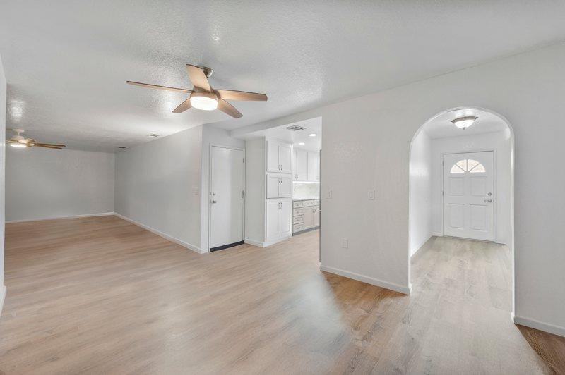 Detail Gallery Image 6 of 26 For 1207 Huntington Pl, Manteca,  CA 95336 - 4 Beds | 2 Baths