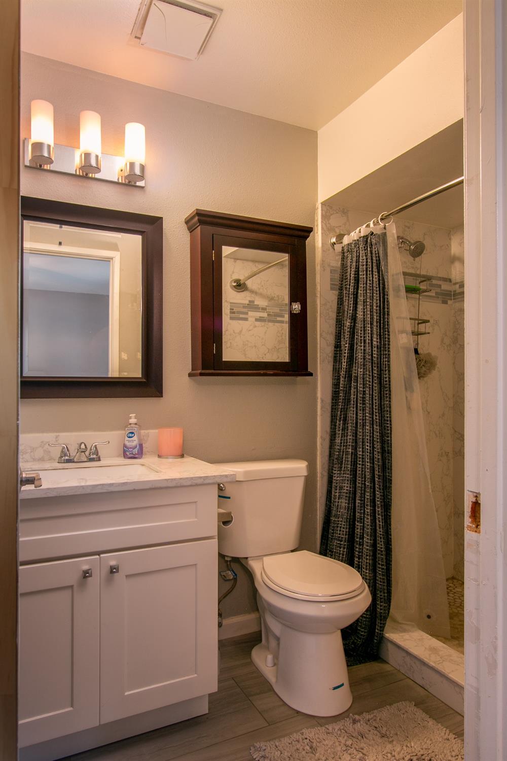 Detail Gallery Image 17 of 33 For 8449 Juglans Dr, Orangevale,  CA 95662 - 3 Beds | 2 Baths